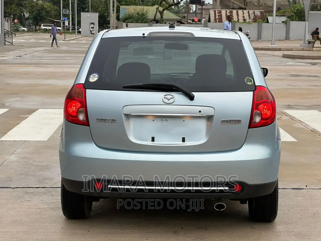 Mazda Verisa 2011 Gray