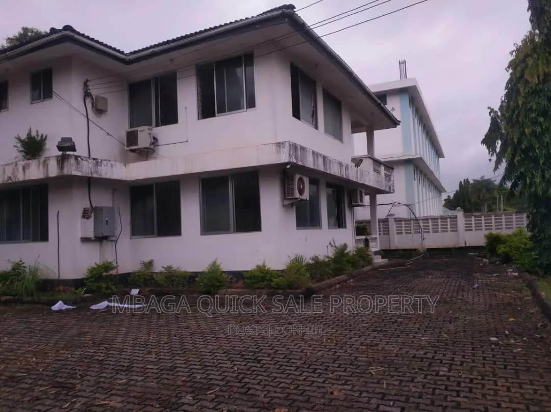 Furnished 4bdrm House in Mikocheni for rent