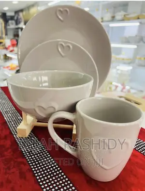 Simple Dinnerset Pc 16