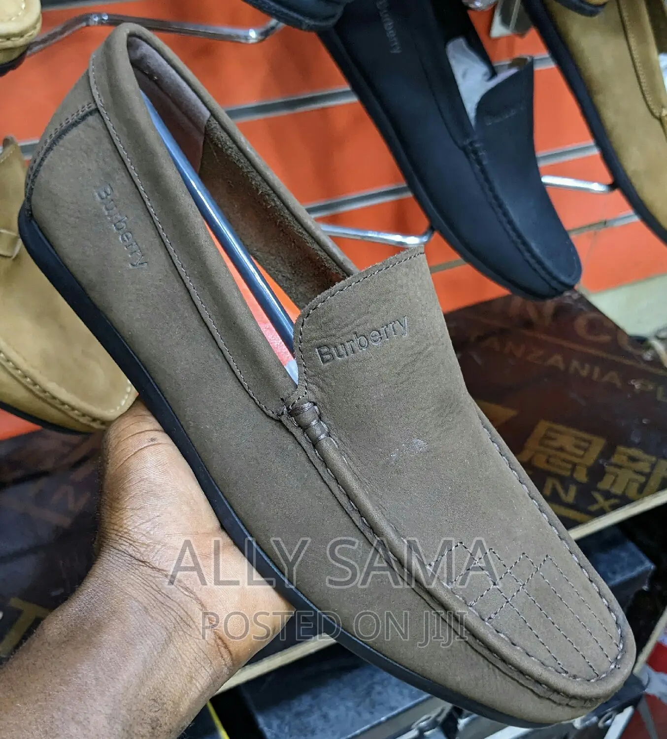 Burbery Mens Loafers Coffee Material Leather