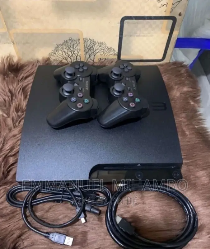 Ps 3, 8 Games, 2 Pad