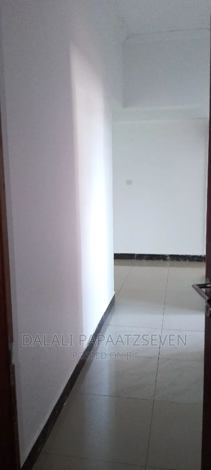3bdrm Apartment in Dalalipapaatzseven, Kinondoni for rent