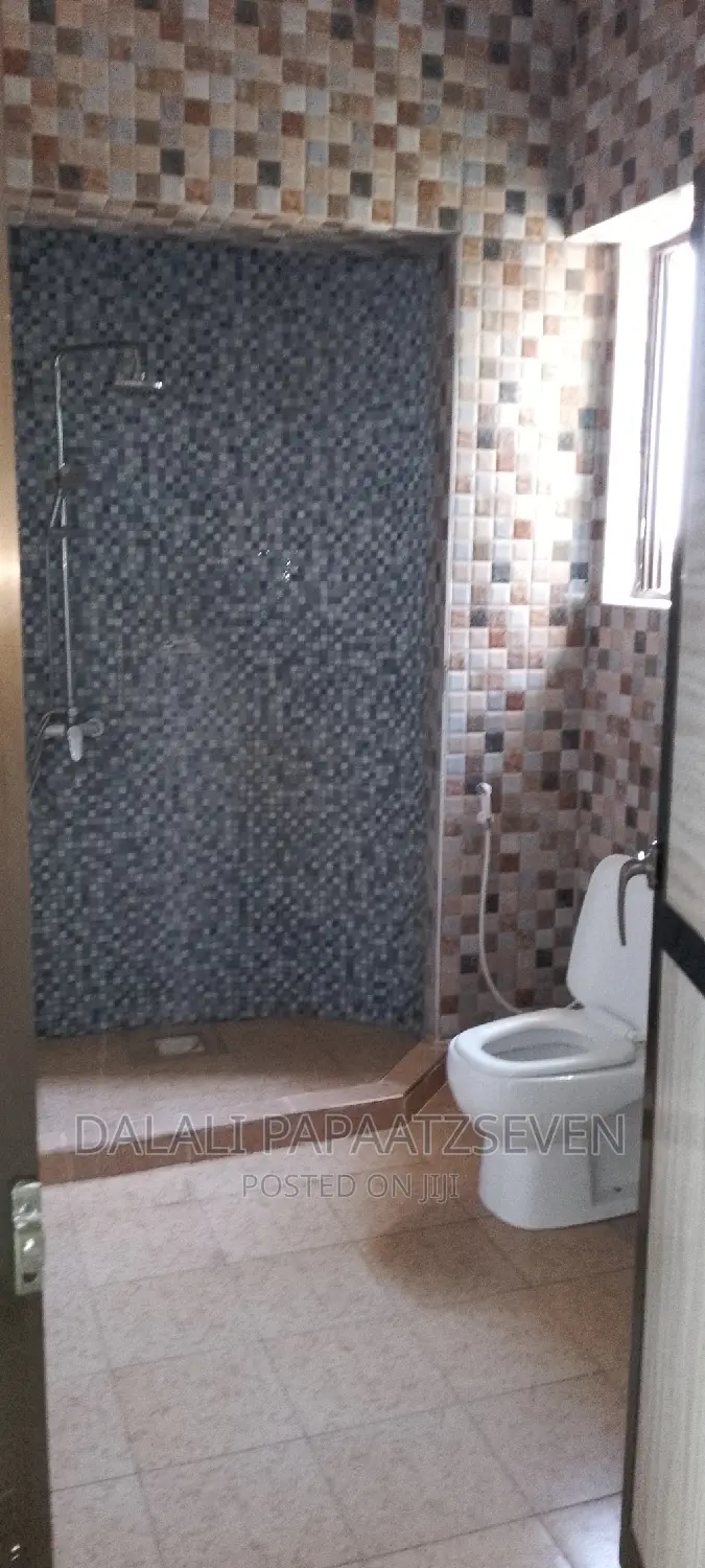 3bdrm Apartment in Dalalipapaatzseven, Kinondoni for rent