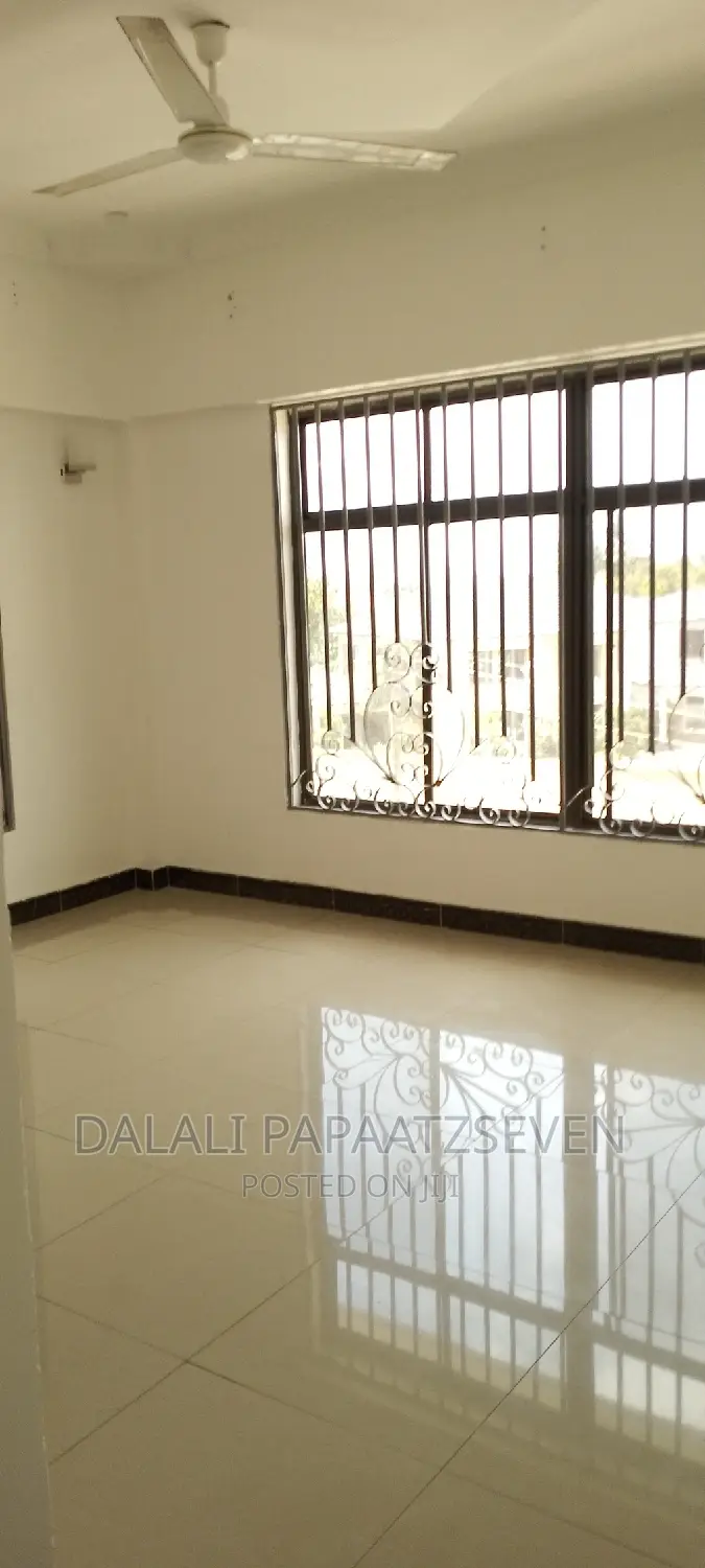 3bdrm Apartment in Dalalipapaatzseven, Kinondoni for rent