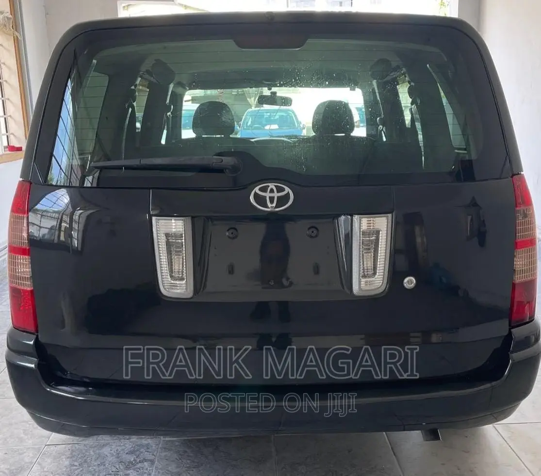 Toyota Probox 2004 Black