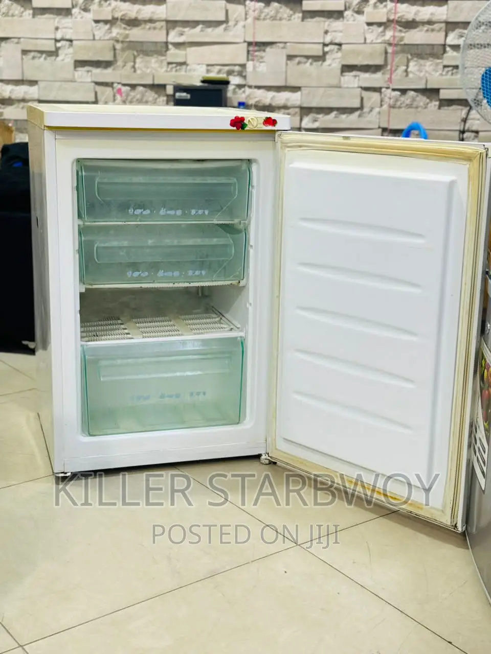 Chest Freezer Inagandisha Tu