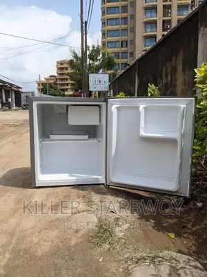Hisense Min Fridge