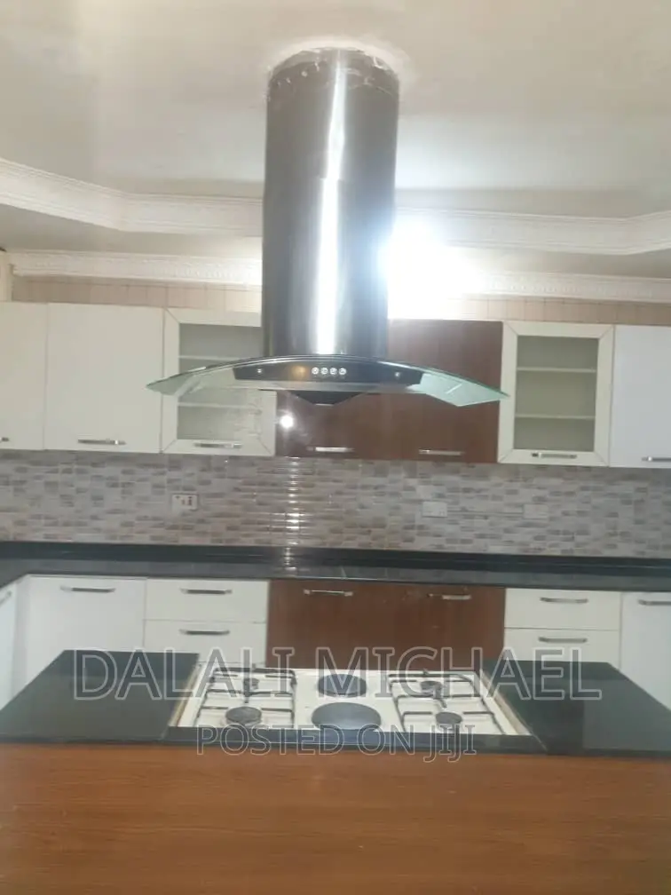 Furnished 5bdrm Villa in Mikocheni for rent
