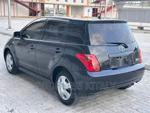 Toyota IST 2003 Black