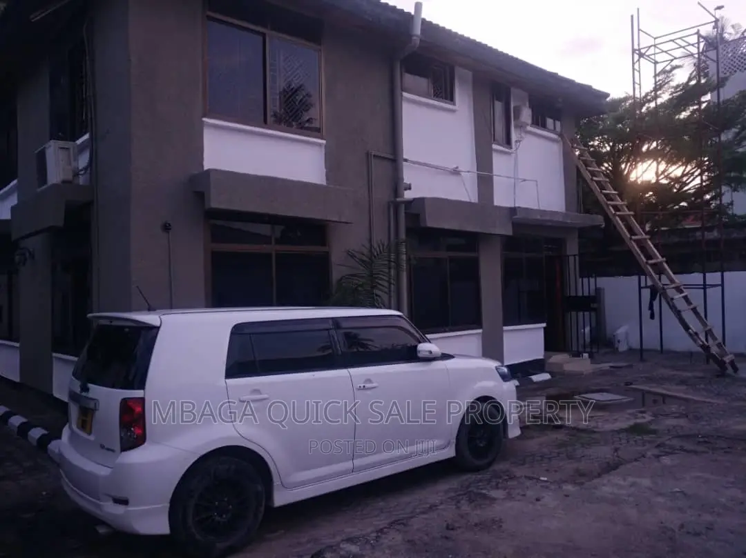 4bdrm House in Msasani for rent