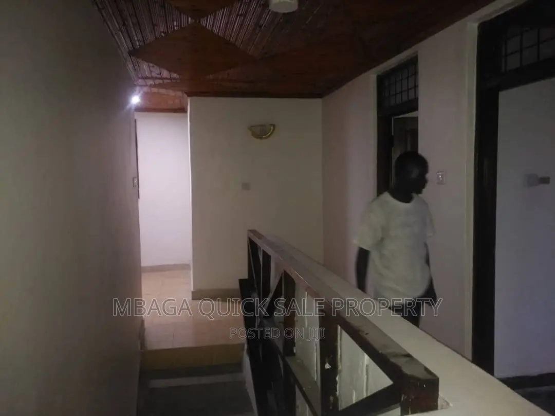 4bdrm House in Msasani for rent