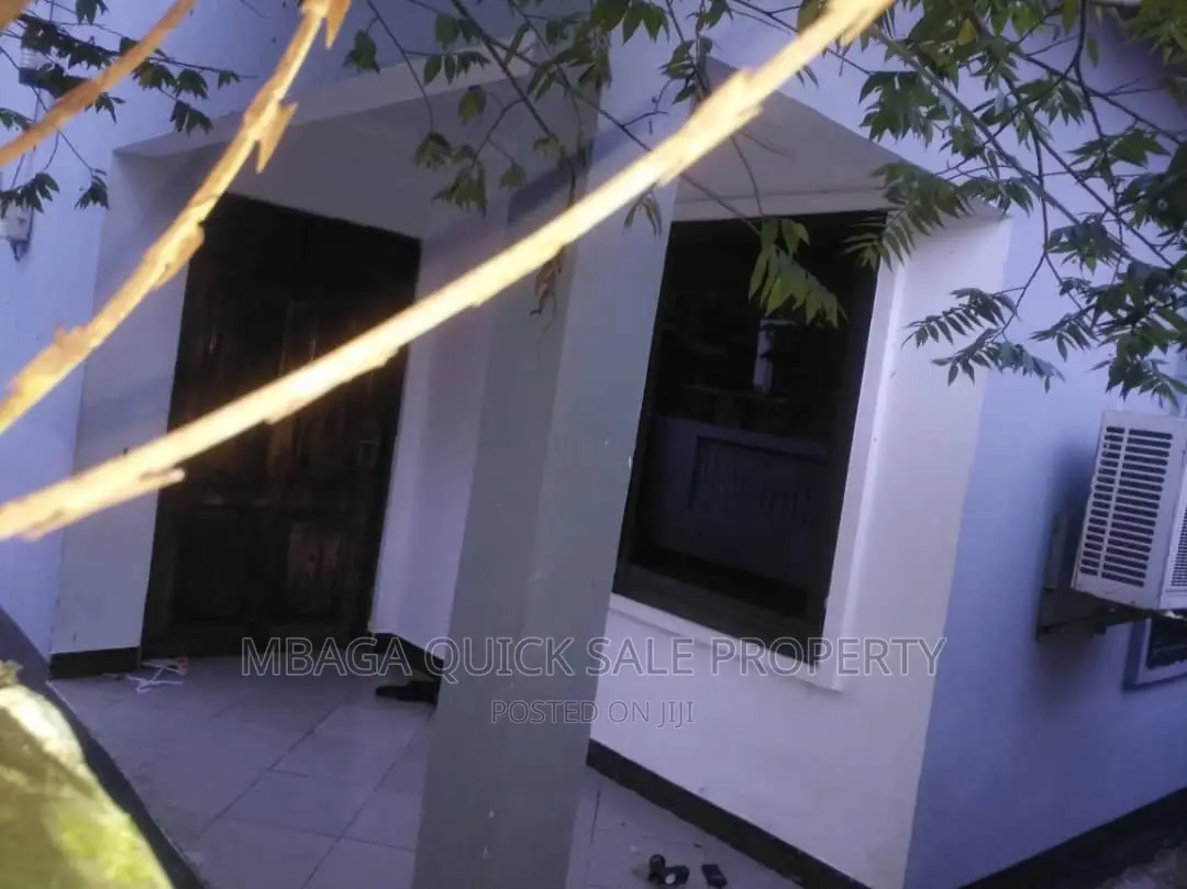 4bdrm House in Mikocheni B for rent