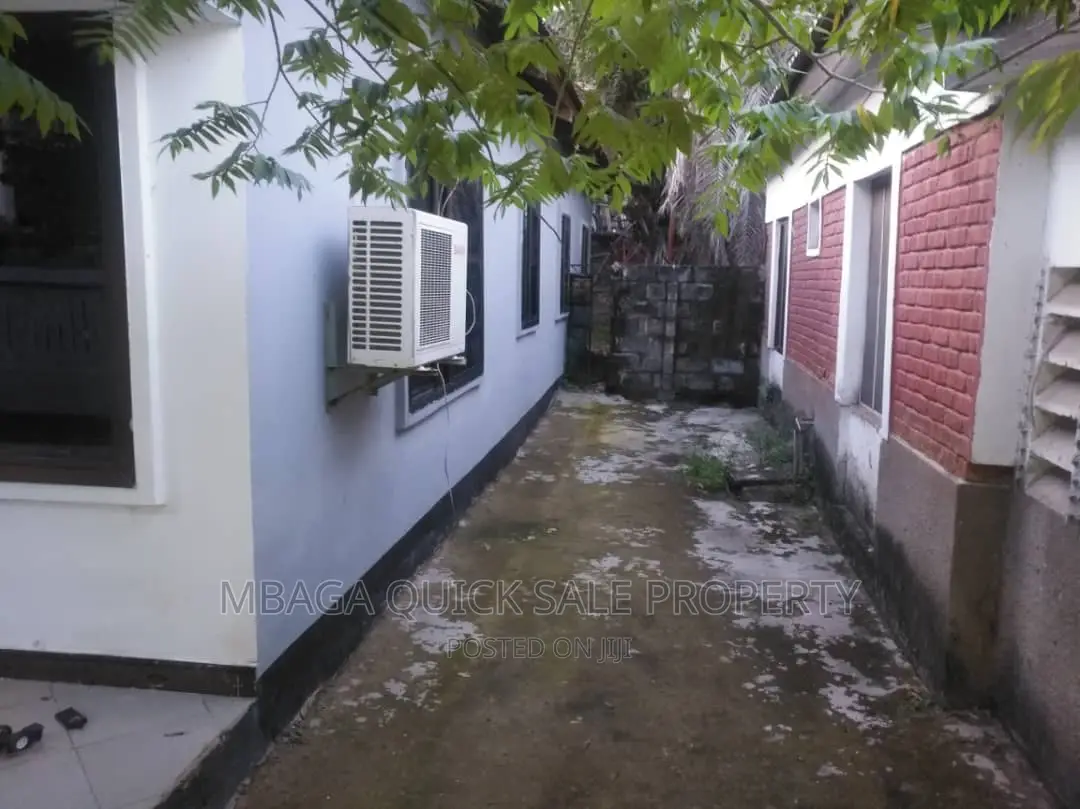 4bdrm House in Mikocheni B for rent
