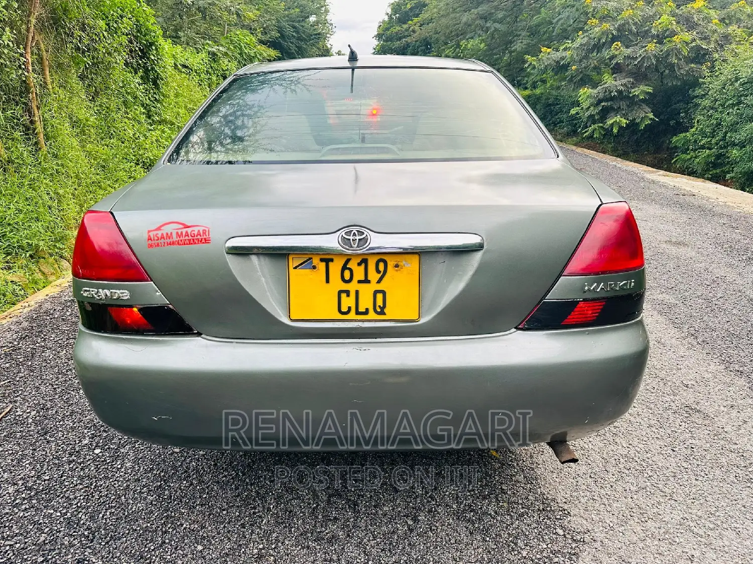 Toyota Mark II 2004 Gray