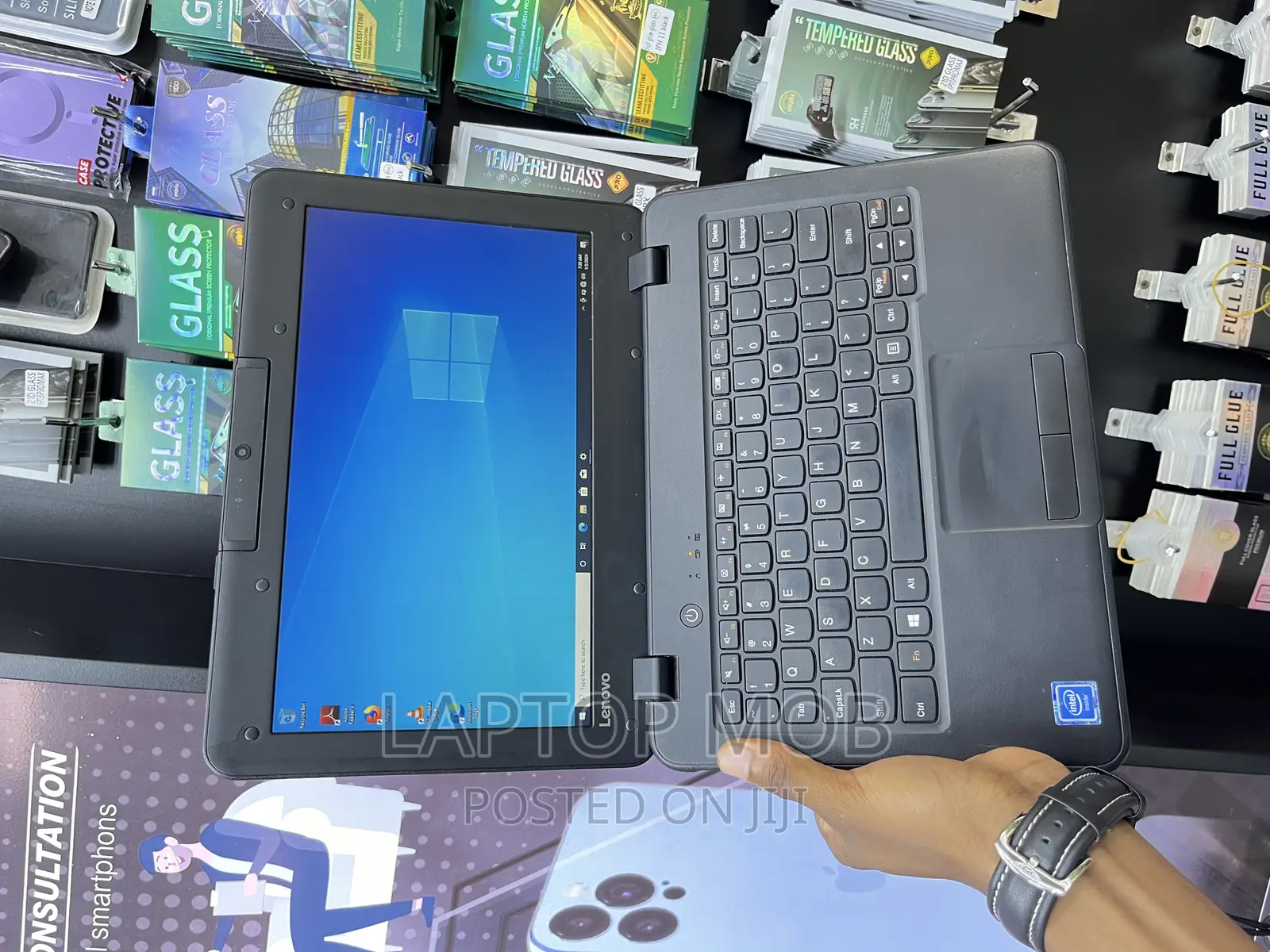 Laptop Lenovo IdeaPad 100 4GB Intel SSD 128GB