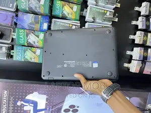 Laptop Lenovo IdeaPad 100 4GB Intel SSD 128GB