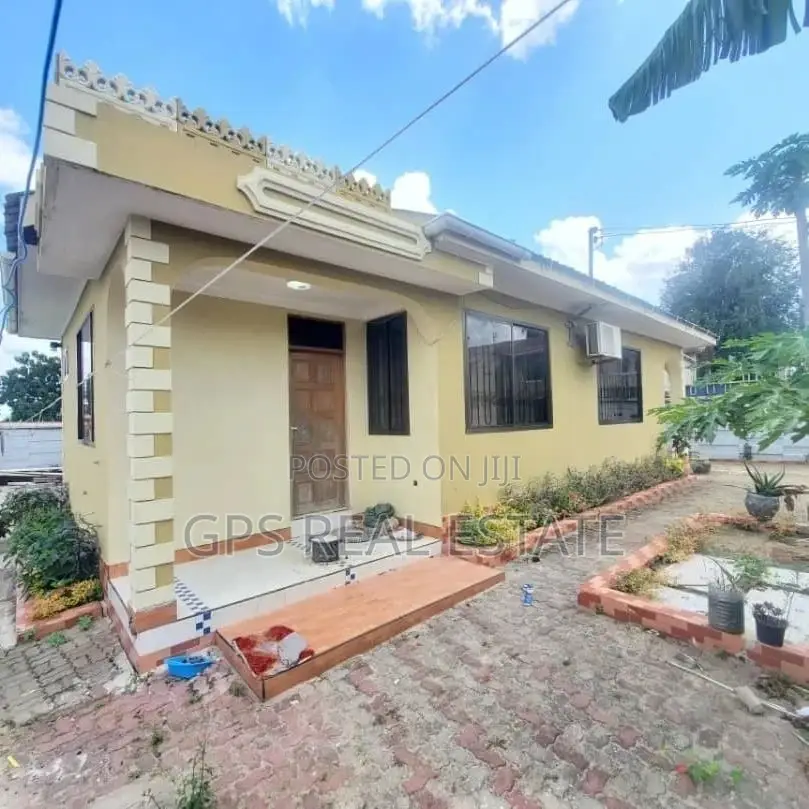 4bdrm House in Mbezi Mwisho, Kinondoni for sale