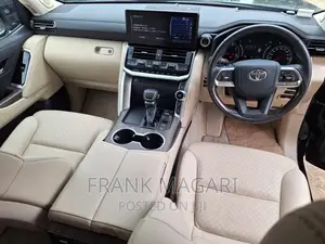 Toyota Land Cruiser 2023 Black