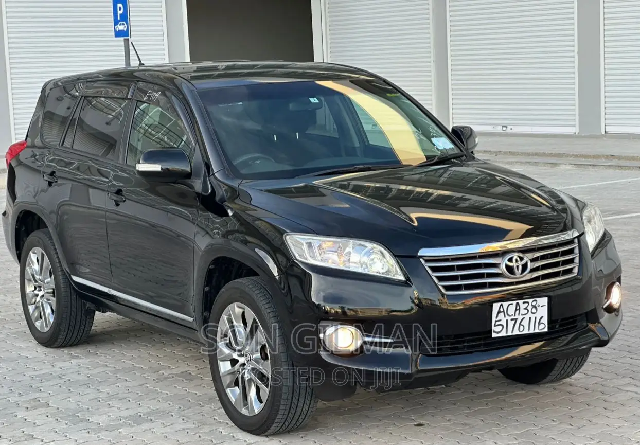 Toyota Vanguard 2011 Black