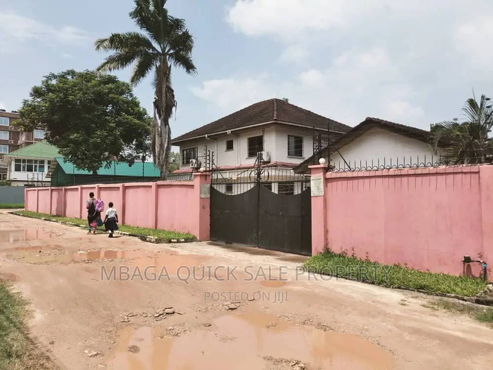 5bdrm House in Mikocheni Kwa for sale