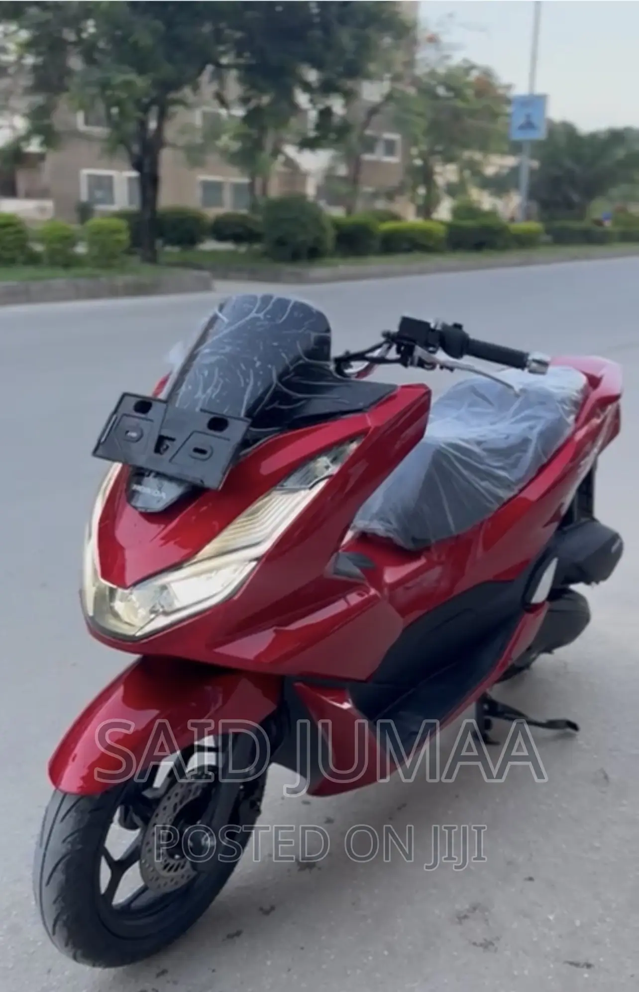 Yamaha 2023 Red