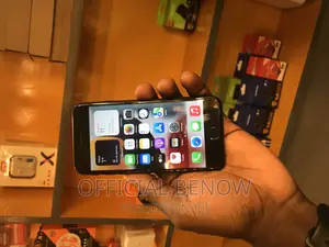 Apple iPhone 7 32 GB Black