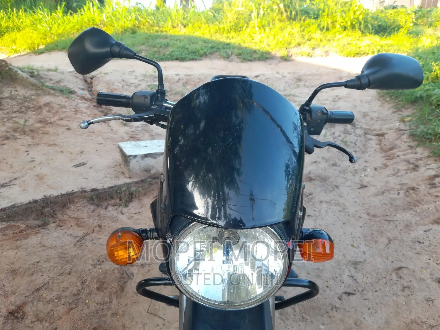 Bajaj Boxer X125 2021 Red