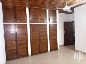 4 Bedrooms, Living Room, Dinning,2master & 2public Toilets