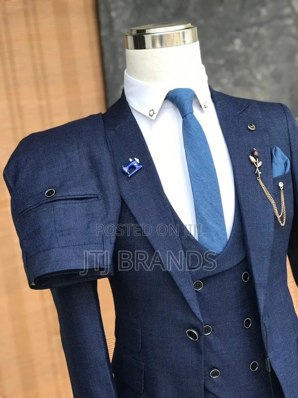 New Men's Suits
