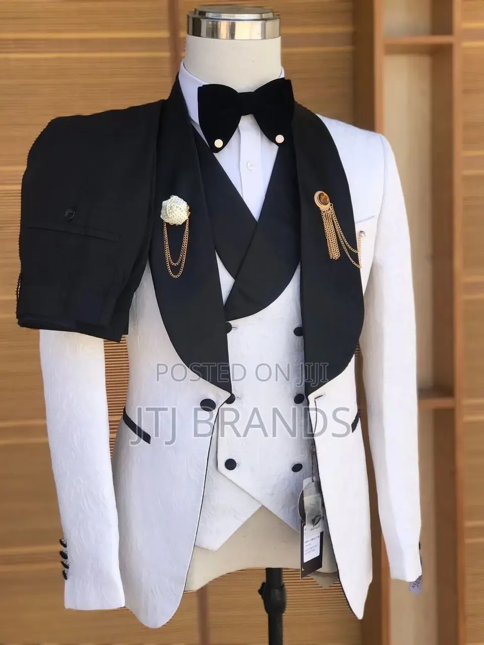 Men's Suits