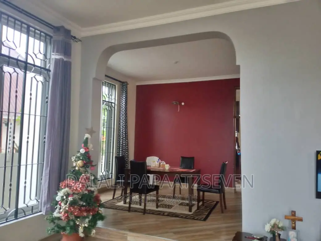 5bdrm House in Dalalipapaatzseven, Kinondoni for rent