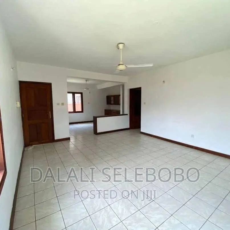 4bdrm Block of Flats in Mikocheni B for sale