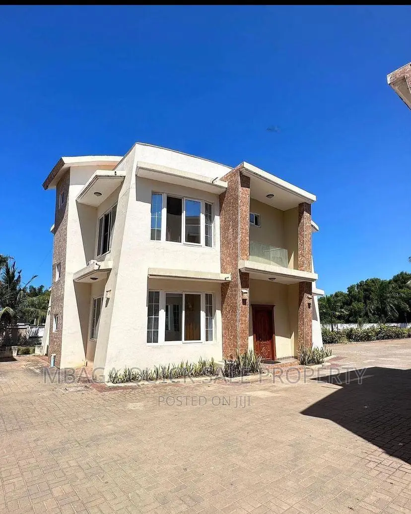 Furnished 4bdrm House in Mbezi Beach for rent
