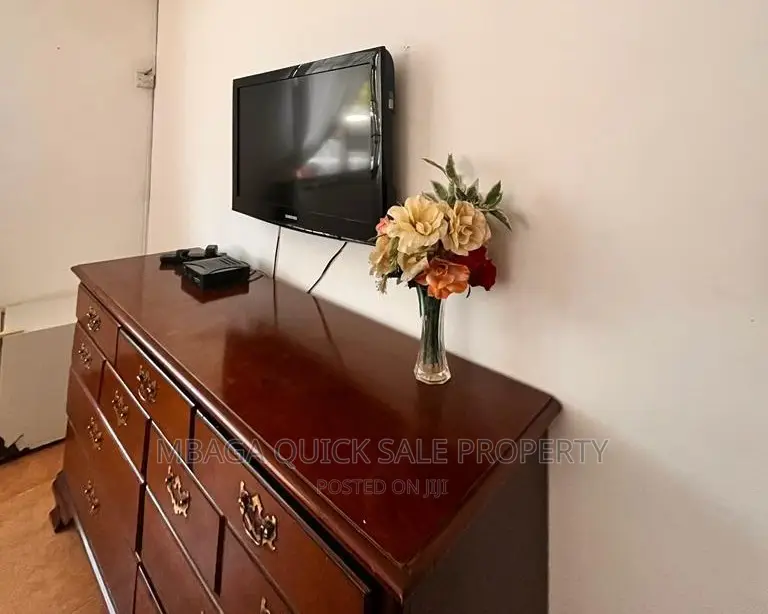 5bdrm House in Mikocheni for sale