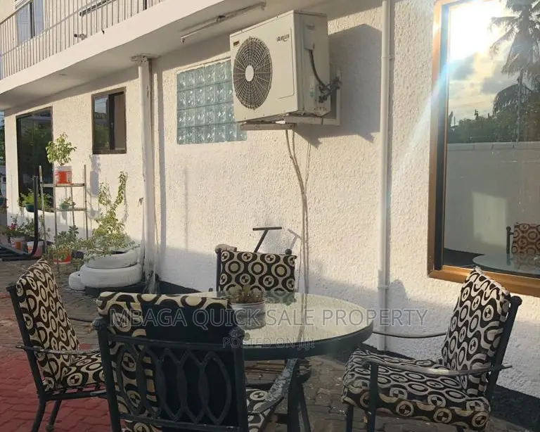 5bdrm House in Mikocheni for sale