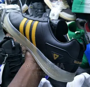 Mens Sneakers Adidas Palace