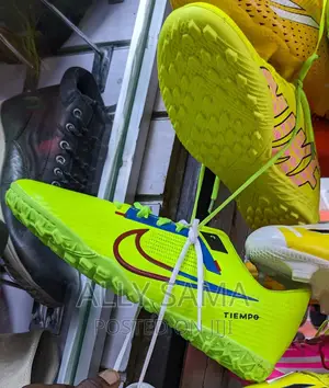Football Boots Trained Nike Tiempo Green