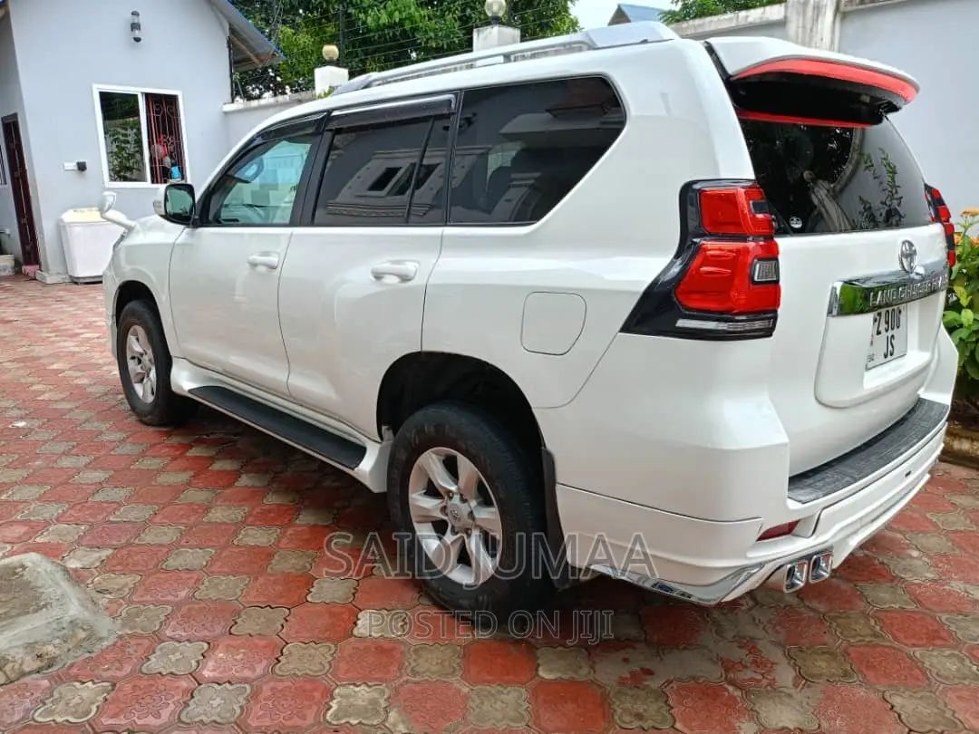 Toyota Land Cruiser Prado 2.7 VVT-i 2014 Pearl