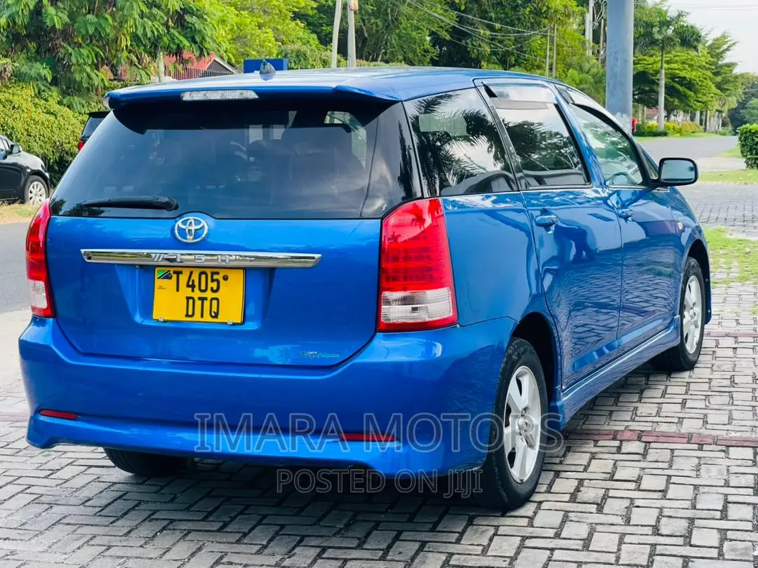 Toyota Wish 2006 Blue