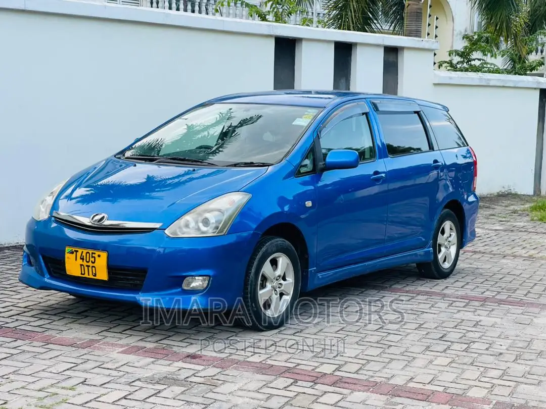 Toyota Wish 2006 Blue