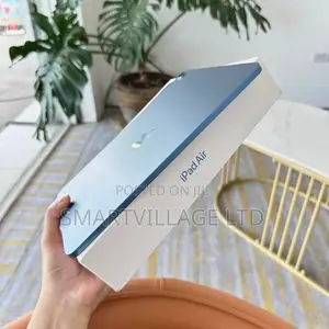 New Apple iPad Air (2022) 256 GB