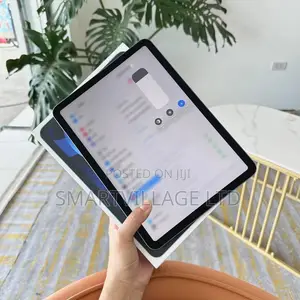 New Apple iPad Air (2022) 256 GB