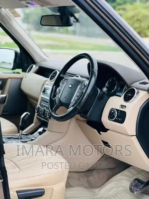 Land Rover Discovery 2012 Gray