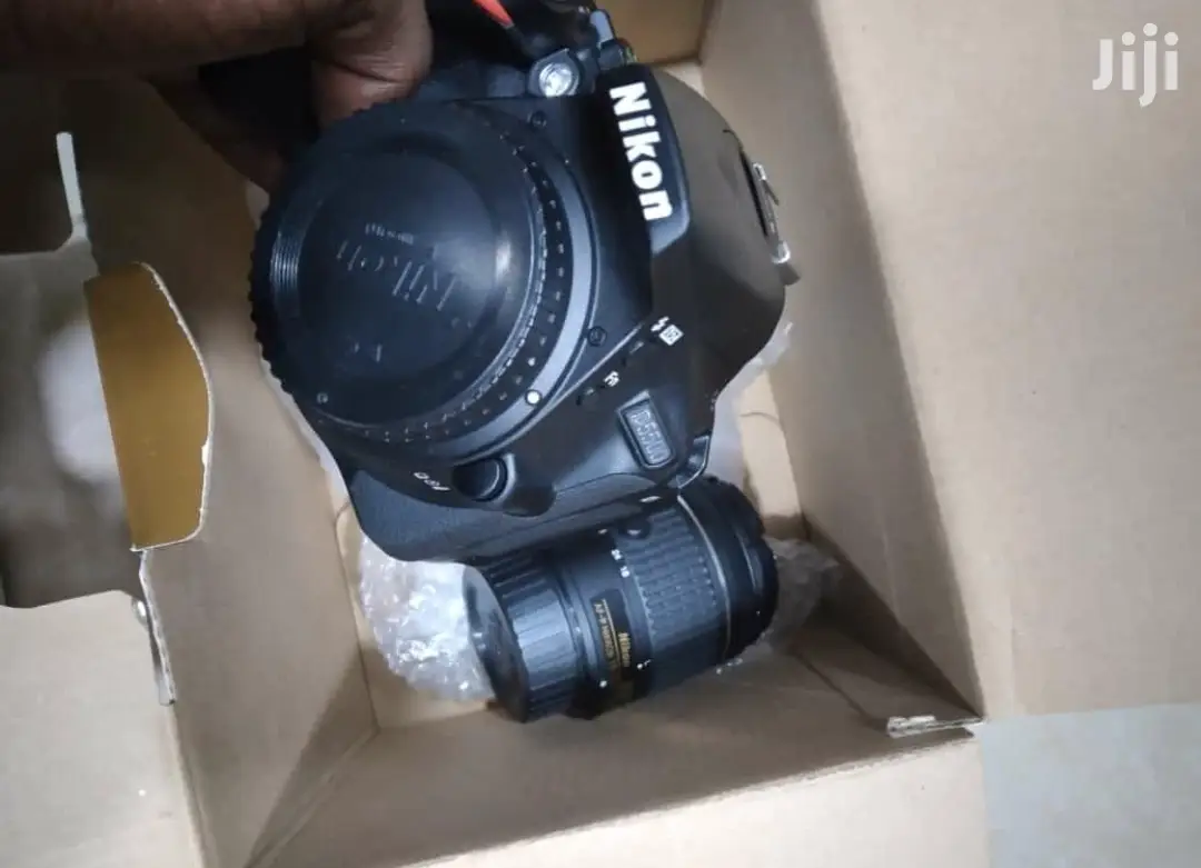 Nikon D5500