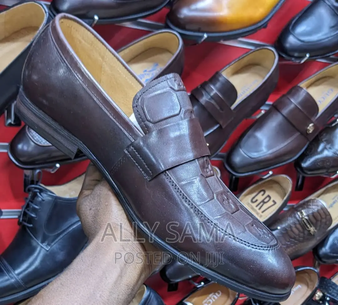 Mens Louis Vuitton Loafers Coffee