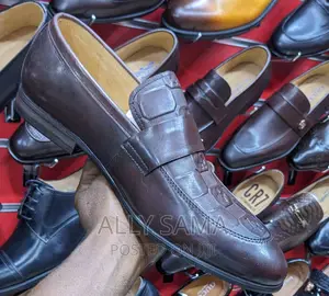 Mens Louis Vuitton Loafers Coffee