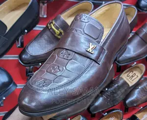 Mens Louis Vuitton Loafers Coffee