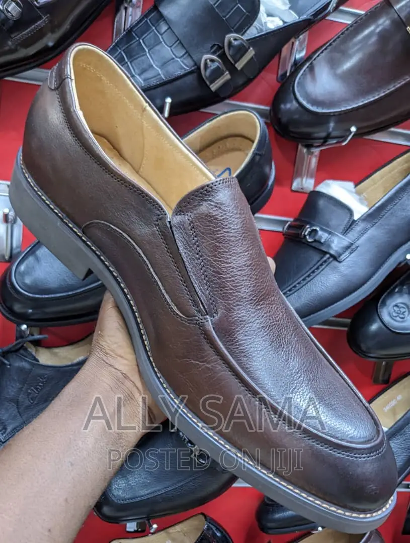 Mens Loafers Clarks Coffee Pure Laather