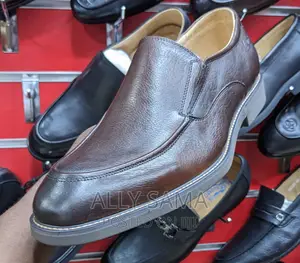 Mens Loafers Clarks Coffee Pure Laather