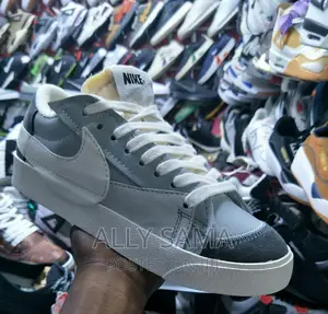 Mens Sneakers NIKE Gray